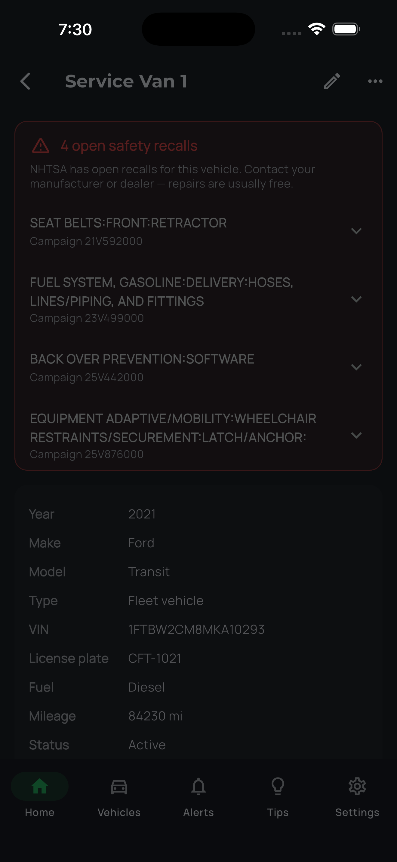 Vehicle detail screen with recalls